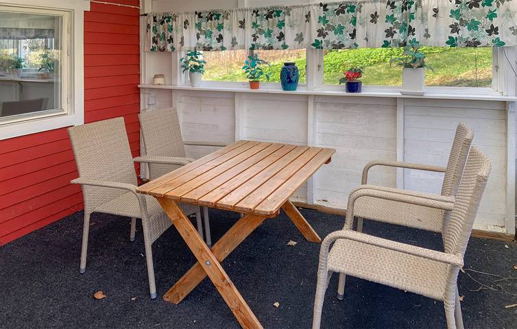 Hus för 4 Personer med terass in Jönköping, Bunn