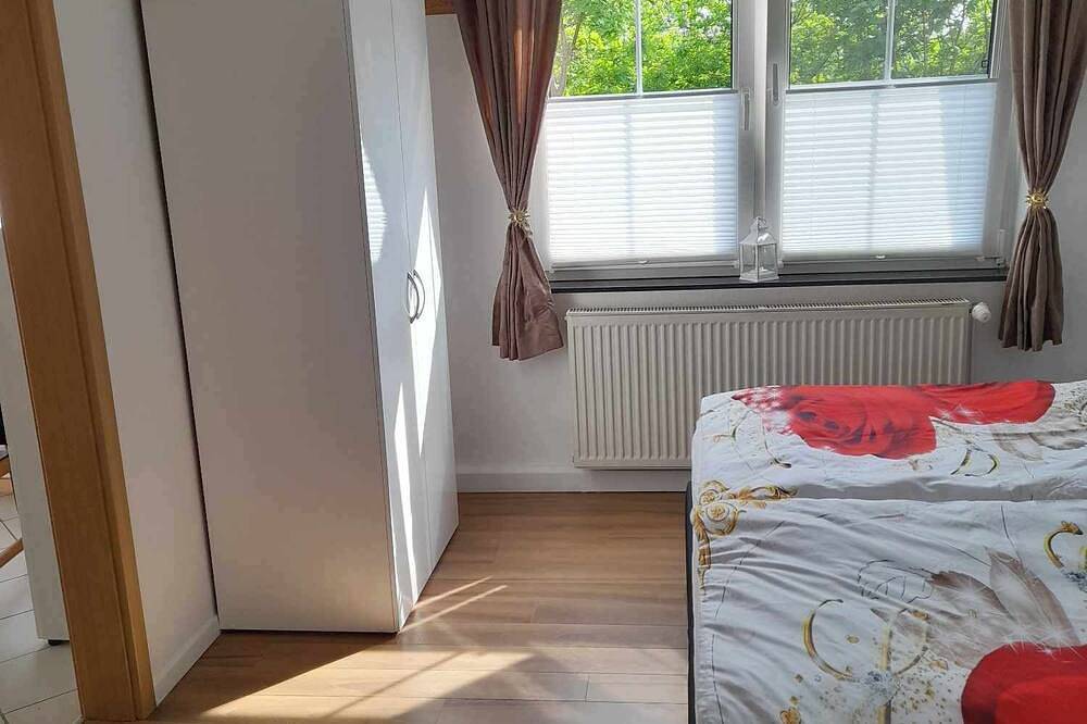 Ferienzimmer im Rosenhaus Volz in Rhauderfehn, Emsland