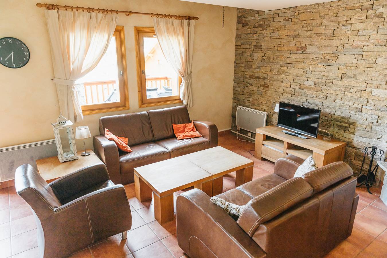 Villa France — Luxury chalets (6p) With 3 bed- and bathrooms. In center of Saint François Longchamp ski in & out. in Saint-François-Longchamp, Massif de la Vanoise