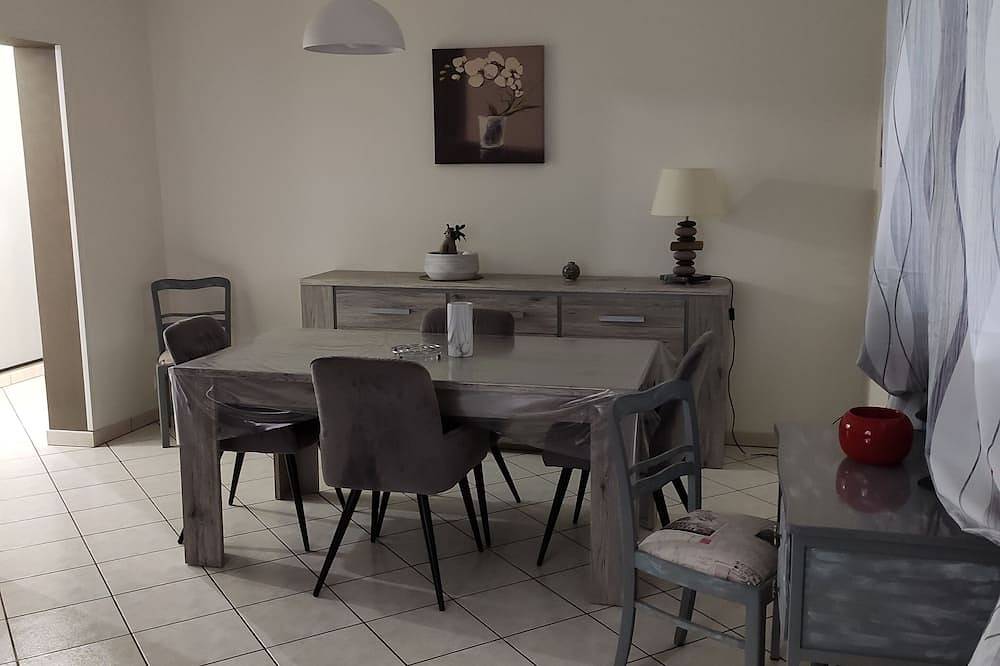 Appartement entier, Appartement spacieux au calme. in Saint-Avold, Région de Forbach