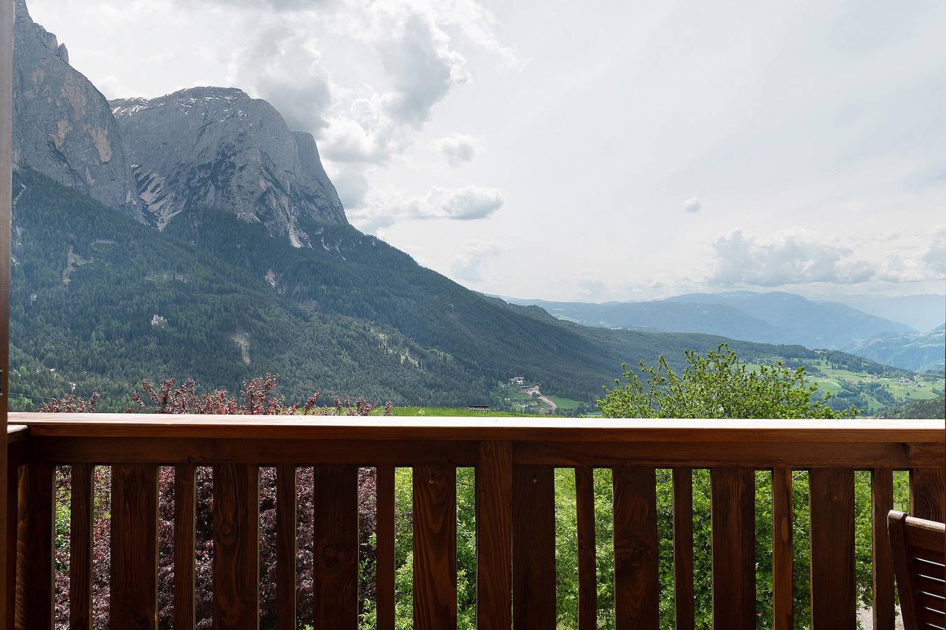Ganze Wohnung, Apartment 'Weitblick' mit Bergblick, Gemeinschaftspool und Wlan in Seis am Schlern, Kastelruth