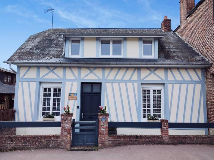 Gîte pour 10 personnes, avec terrasse et jardin