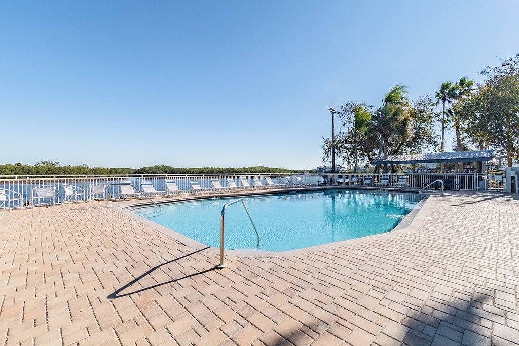 Beach happy Geataway! in Tampa Bay