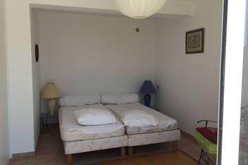Gîte pour 2 personnes, avec terrasse à Albitreccia