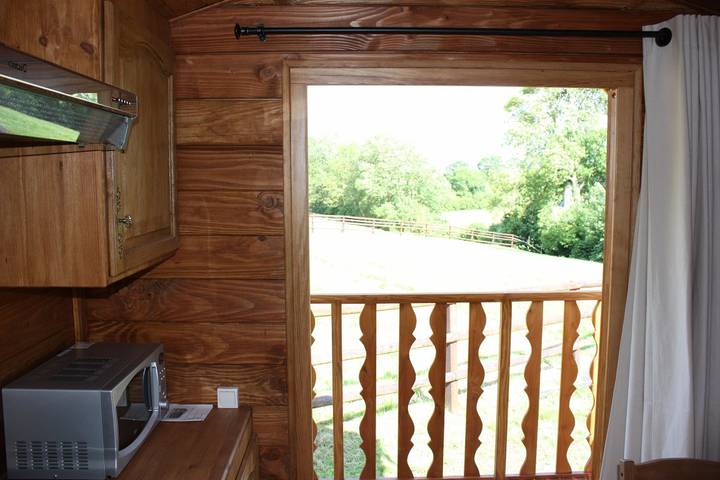 Gîte pour 4 personnes, avec jardin, animaux acceptés dans Plages du débarquement - 3