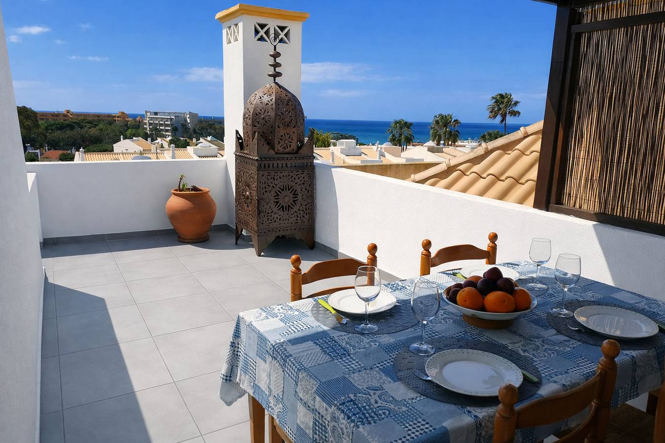 Appartement entier, T0 Condomínio jardim da Oura, A/c, piscinas, terra in Albufeira, District de Faro