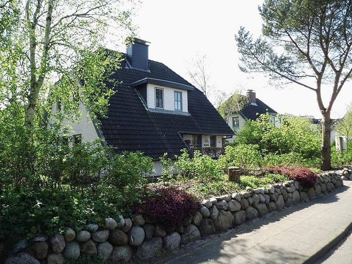 Ferienwohnung für 6 Personen, mit Balkon/Terrasse und Balkon sowie Garten in St. Peter-Ording - 2