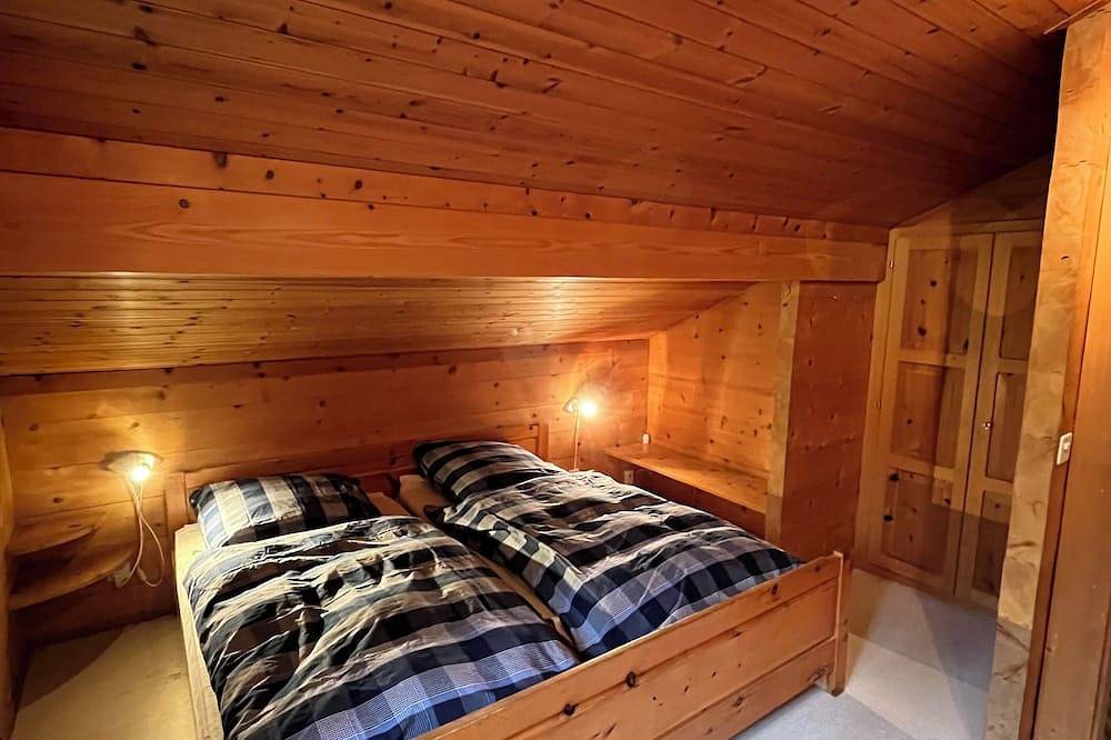 Gemütliches Chalet in den Bergen in St. Niklaus, Walliser Alpen