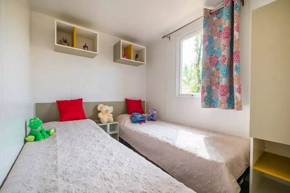 Mobil-home | Premium | 3 Ch. | 6 pers. | Terrasse surélevée | A/C in Lit-et-Mixe, Côte d’Argent