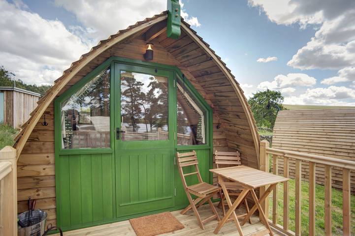 Vacation rental for 4 people, with yard, with pets in the United Kingdom