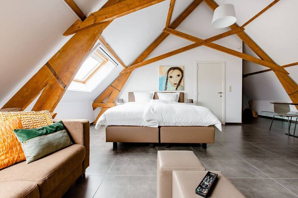 Xtra space Deluxe room 1st floor in Boezinge, Ieper