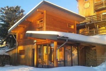 Chalet pour 10 personnes, avec piscine et balcon à Chamrousse