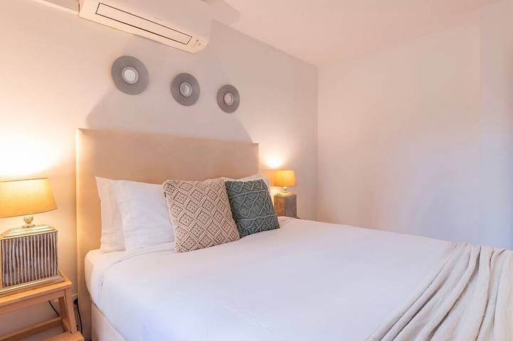 Ganze Wohnung, Central Sunny Terrace in Entrecampos by Lovelystay in Lissabon, Costa de Lisboa