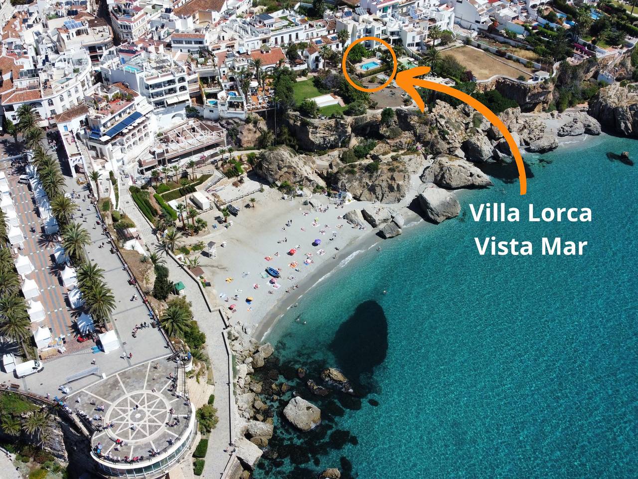 Seaside Villa in Nerja with Private Terrace in Nerja Centre, Nerja