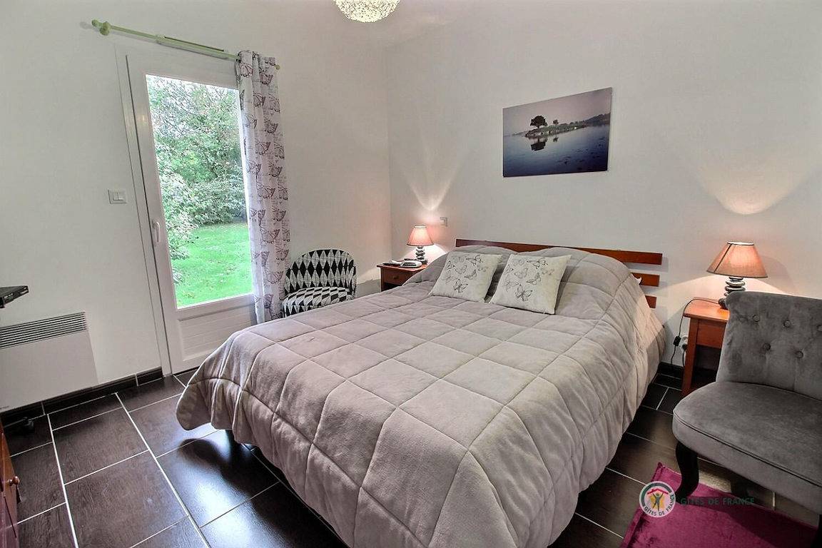 Gite plain-pied, vue mer, sur la presqu'ile pour deux ou quatre p in Lanmodez, Côte de Granit Rose