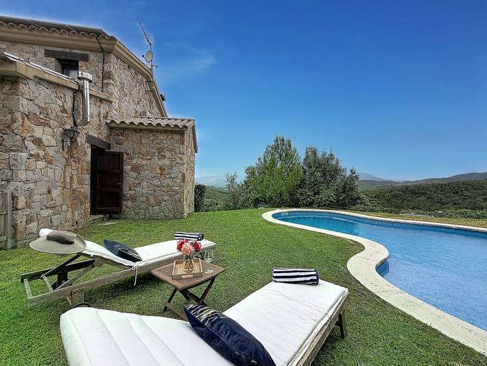 Casa de vacaciones para 10 personas, con jardín, Se admiten mascotas - 1