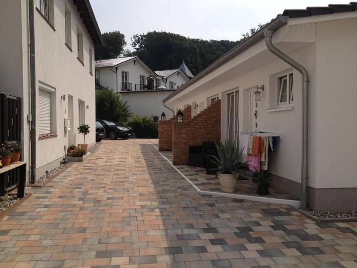 Ferienwohnung für 4 Personen, mit Garten und Terrasse, kinderfreundlich in Binz - 2