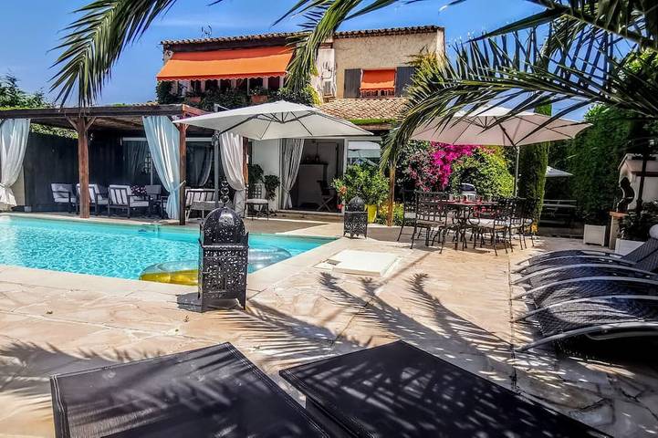Chalet para 10 personas, con jardín y jacuzzi, Se admiten mascotas - 1