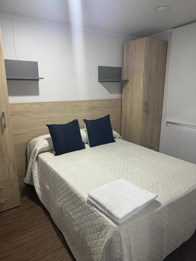 Casa rural para 4 personas, con Jacuzzi y Terraza además de Jardín y Vistas en Cardiel de los Montes - 3