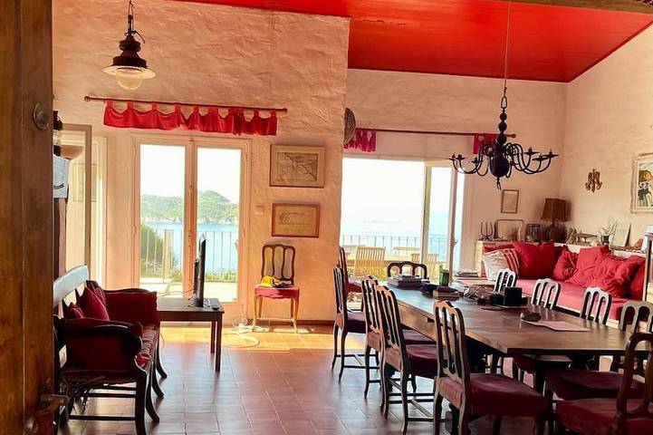 Villa pour 14 personnes, avec terrasse et jardin, animaux acceptés à Giens - 2