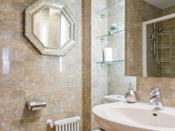 Holiday Apartment for 4 People in Chamberí (Madrid), Madrid, Photo 3