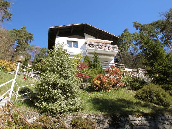 Ferienhaus für 7 Personen, mit Terrasse und Garten sowie Seeblick in Ledro