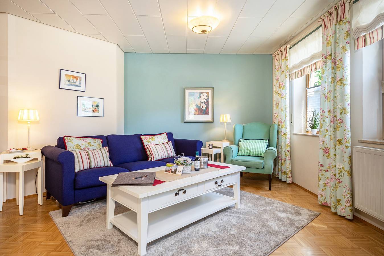 Ganze Wohnung, Gemütliche Ferienwohnung 1 auf dem "Trostelhof" mit Balkon in Neufrach, Salem