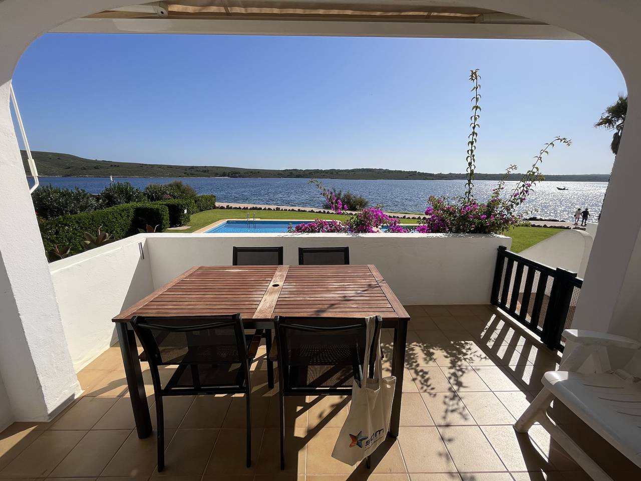 Apartamento entero, Apartamento de vacaciones para 4 personas con jardín in Fornells, Es Mercadal