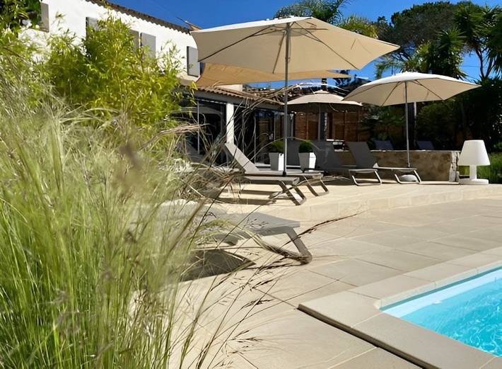 Chambre d’hôte pour 2 personnes, avec jardin et piscine en Corse - 2