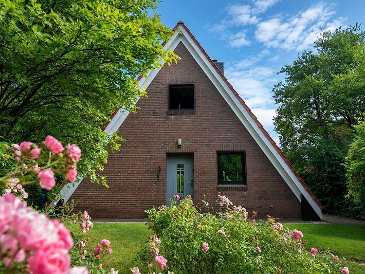Ferienhaus für 3 Personen, mit Balkon und Terrasse sowie Garten