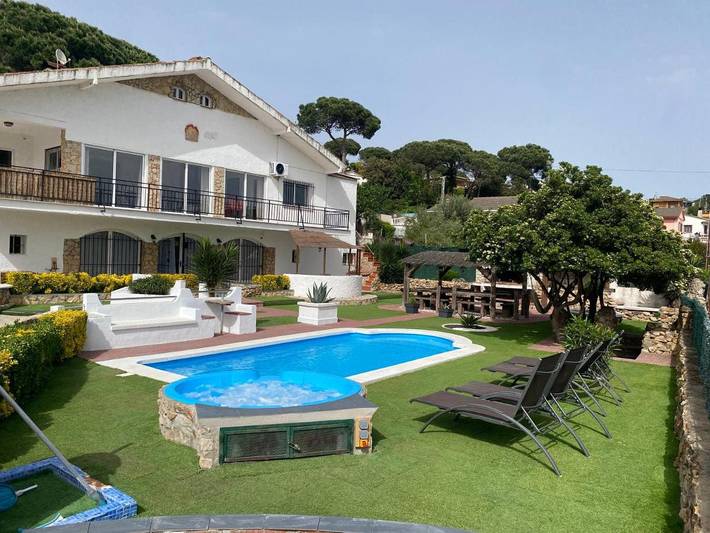 Casa de vacaciones para 6 personas, con jardín y piscina, Familias con niños - 1