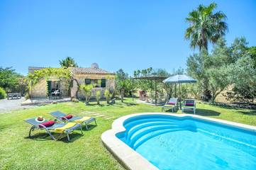 Villa in Pollença, Serra de Tramuntana für 4 