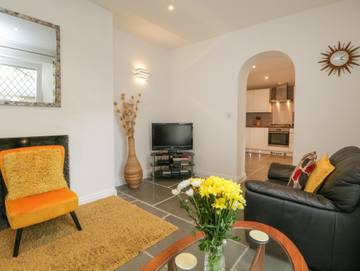 Cottage for 4 People in Brixham, Torbay, Photo 2