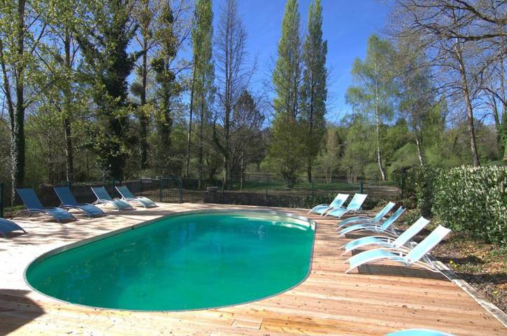 Location de vacances pour 6 personnes, avec piscine et terrasse, animaux acceptés à Cussac - 3