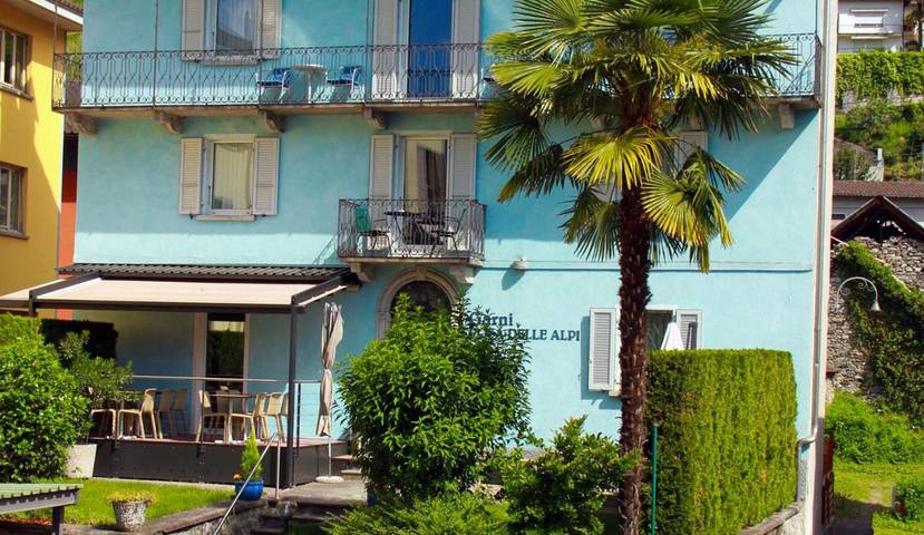 Hotel für 2 Personen, mit Terrasse und Garten sowie Ausblick in Gordola