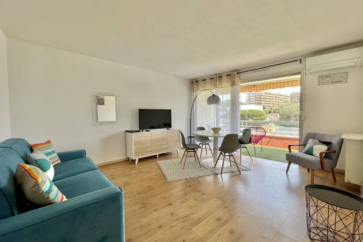 Studio pour 2 personnes, avec Balcon à Le Cannet