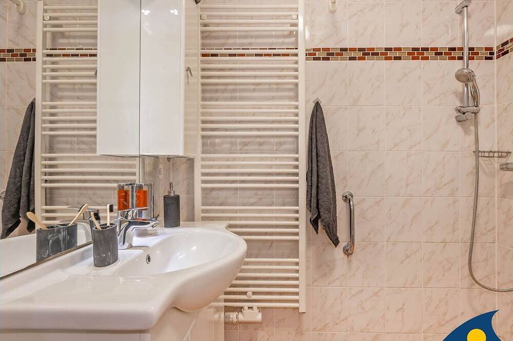 Ganze Wohnung, Haus Kiefernduene Ferienwohnung Eg - + Ferienwohnung Eg in Drei Kaiserbäder, Heringsdorf