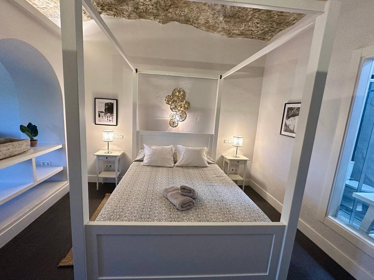 Kamer 'Cueva 2' met uitzicht op de bergen, privézwembad en Wi-Fi, foto 8