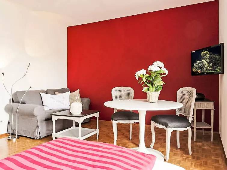 Ganze Wohnung, 1 Zimmer 2 Personen in Ascona, Tessiner Alpen
