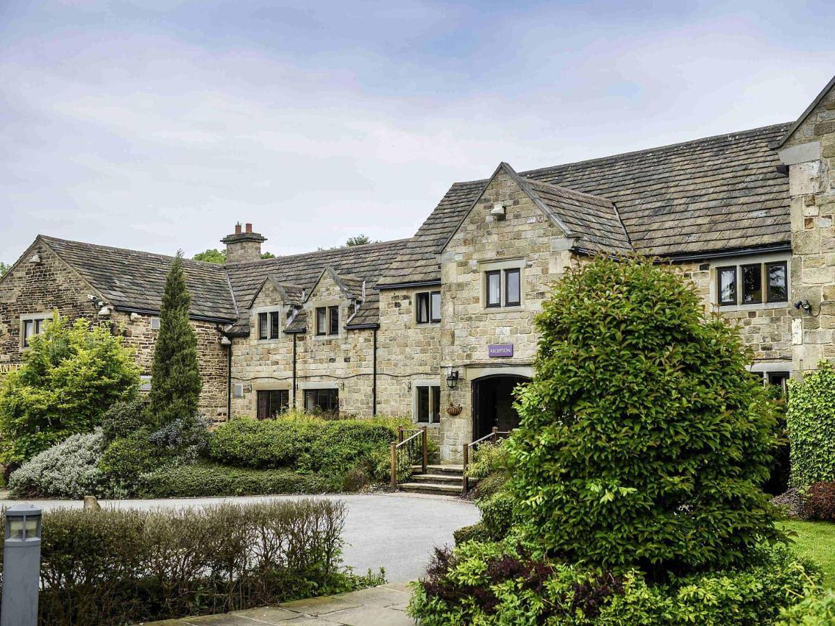 Mercure Barnsley Tankersley Manor Hotel in Barnsley, South Yorkshire