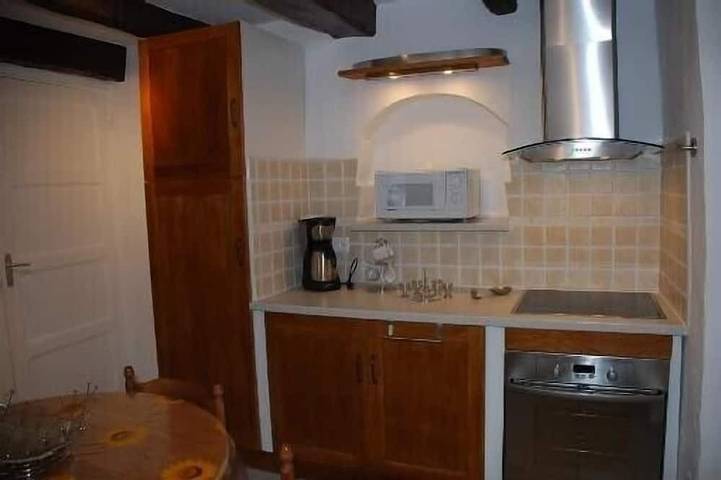 Gîte pour 4 personnes, avec jardin et piscine à Rasteau - 2