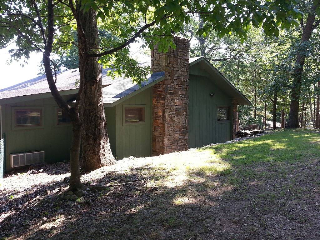Schöner Beaver Lake Rogers Prairie Creek-Bereich in Beaver Lake