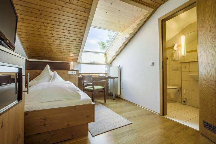 Hotel, mit Balkon/Terrasse und Terrasse in Amberg (Oberpfalz) - 3