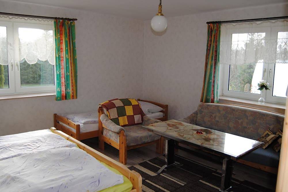 Ganze Wohnung, Schule 4 in Windeby, Rendsburg-Eckernförde