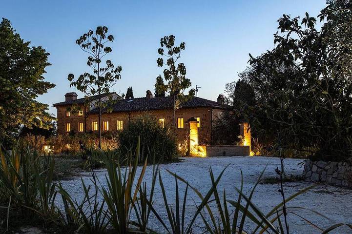 Tenuta Aquadivina Luxury Mansion in Tuscany in Palaia, Pisa e dintorni