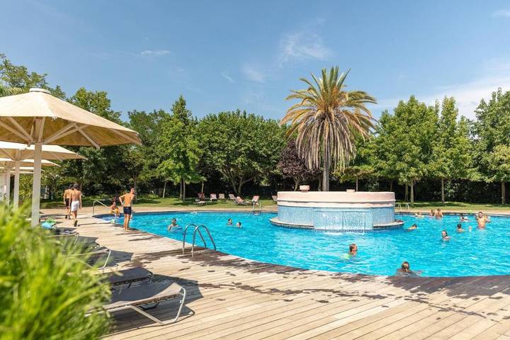 Camping pour 4 personnes, avec terrasse et piscine, animaux acceptés à Blanes - 4
