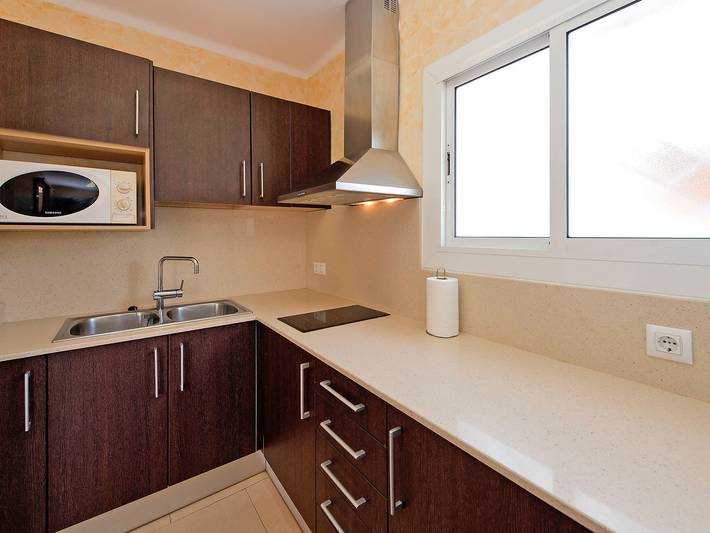 Ferienhaus für 4 Personen, mit Terrasse und Garten in Pineda de Mar - 3