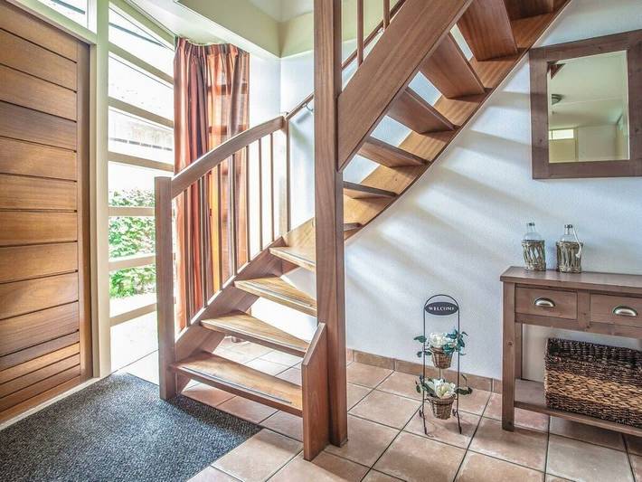 Bungalow für 6 Personen, mit Terrasse und Sauna sowie Balkon/Terrasse in Medemblik - 4