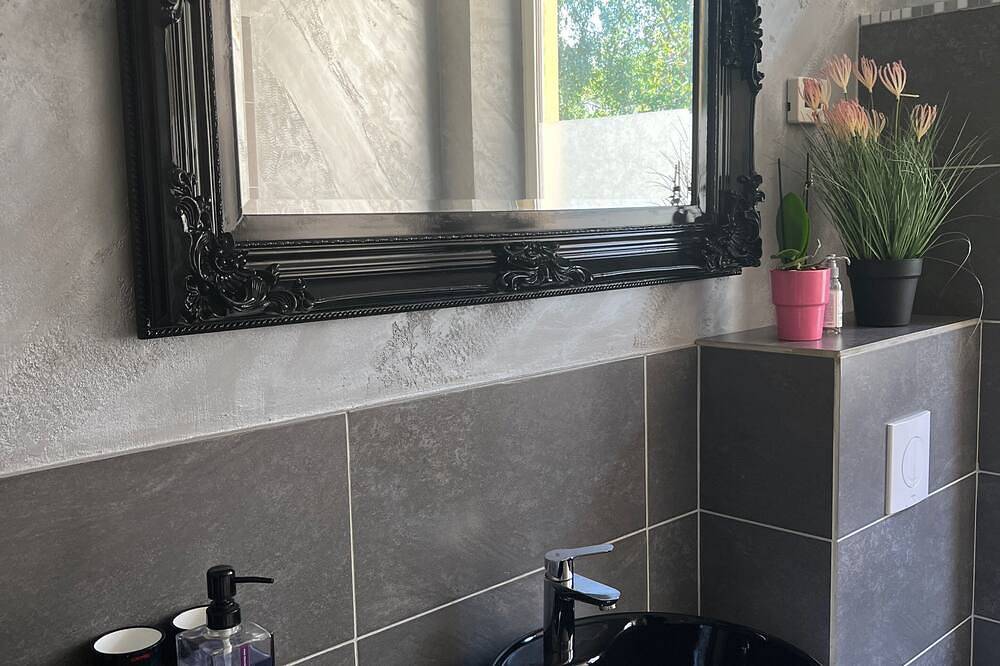 Ganze Wohnung, Design Fewo mit Salzgrotte in Plauen, Chemnitz und Umgebung