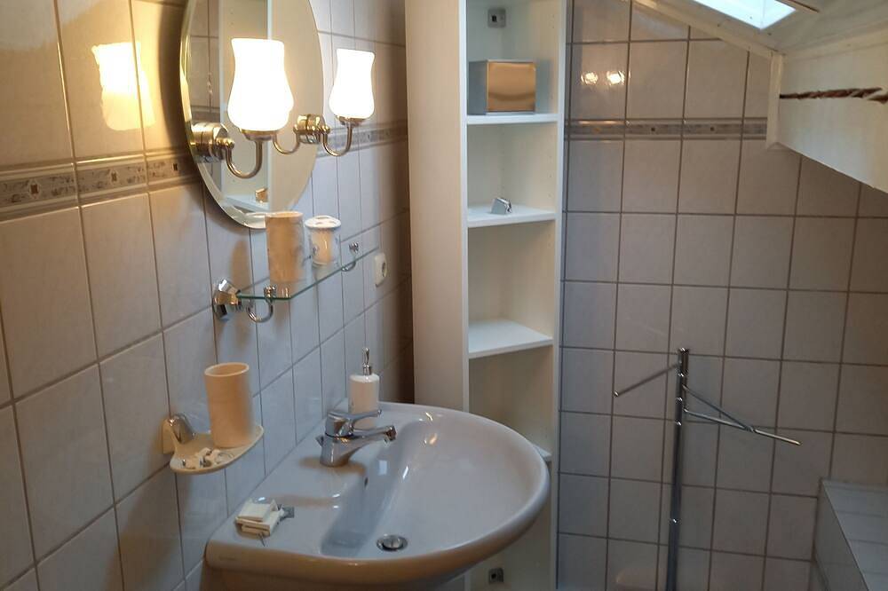 Ganze Wohnung, Ferienwohnung Johanna ruhig und idylisch gelegen gerne Haustiere auf Anfrage in Scheßlitz, Landkreis Bamberg